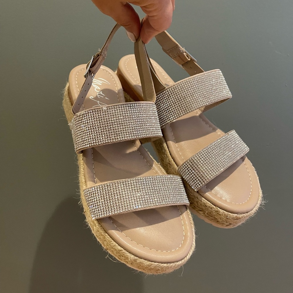 Mari A. Platform Sandals